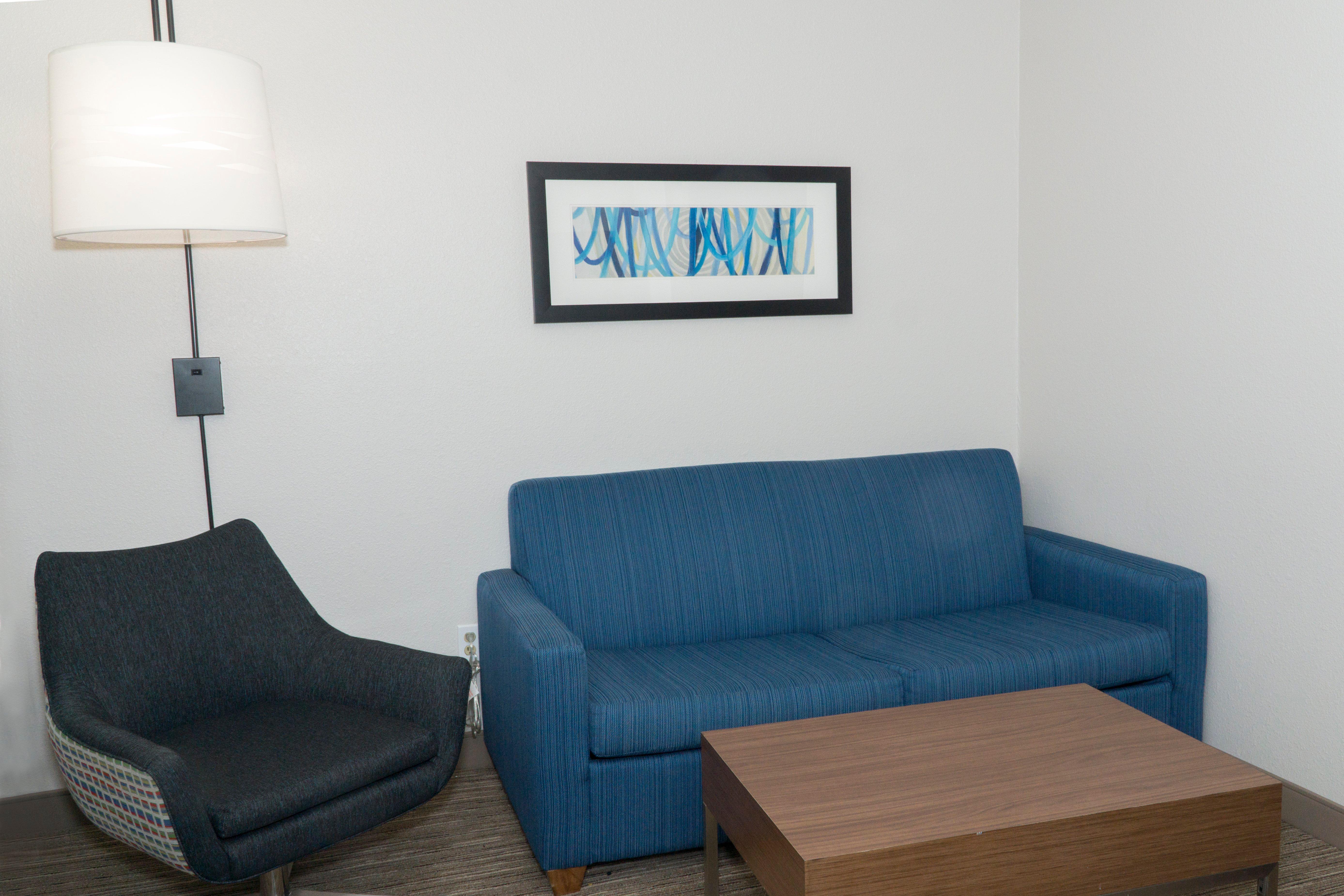 Holiday Inn Express Hotel & Suites Madison By Ihg Eksteriør billede