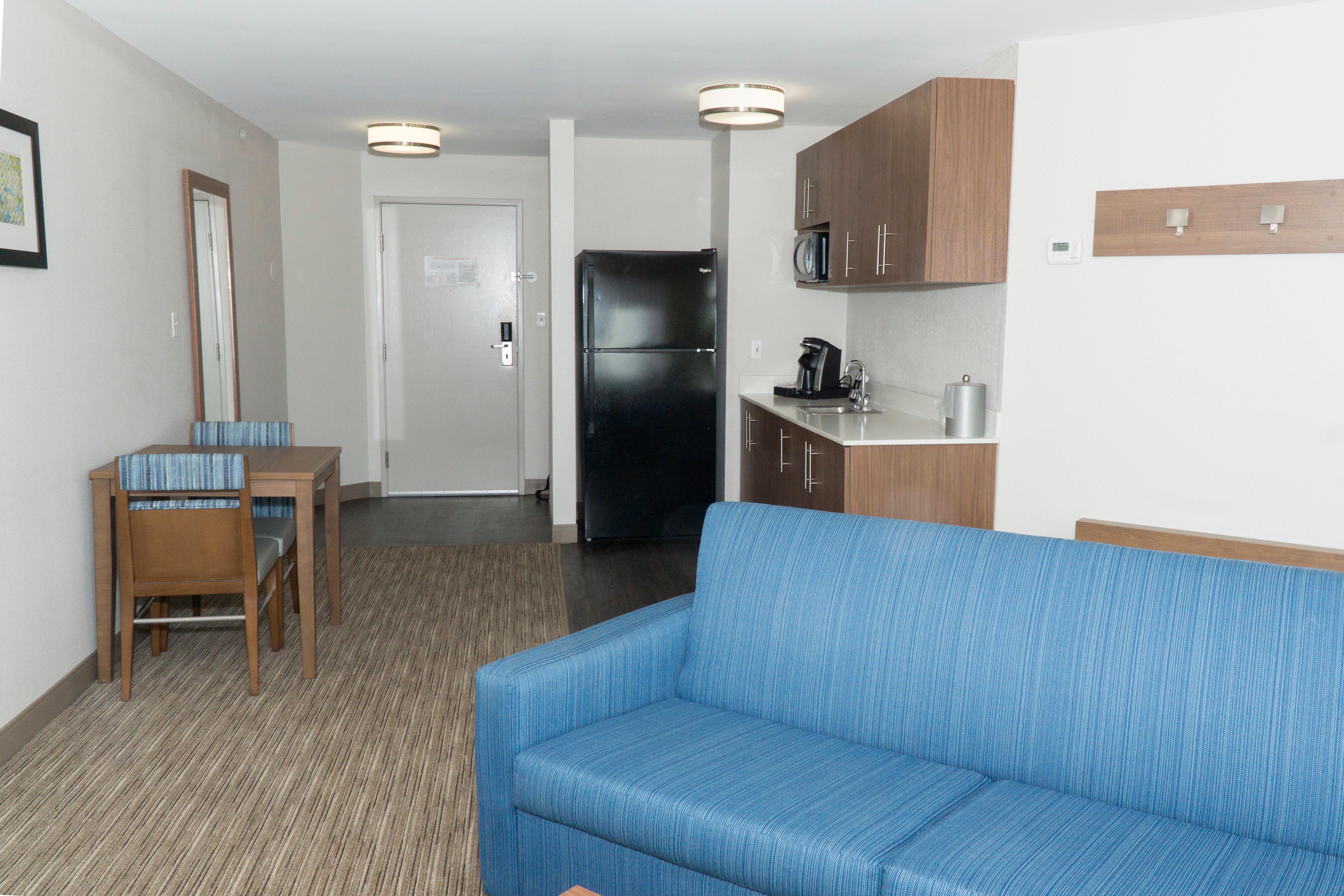Holiday Inn Express Hotel & Suites Madison By Ihg Eksteriør billede